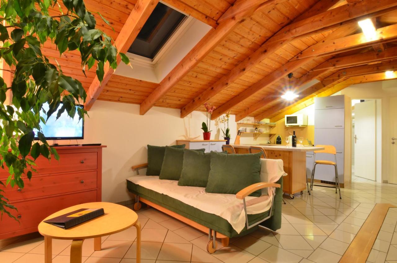 Ajo Vienna Lake View - Contactless Check-In Viena Exterior foto